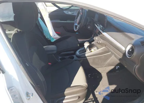 2023 Kia Forte Lx from USA, damaged, VIN 3KPF24AD0PE569283